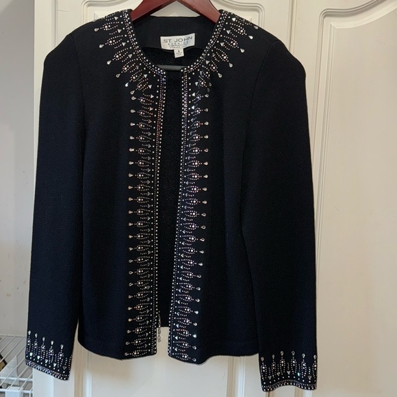 St. John Jackets & Blazers - St. John Evening SUIT Two piece /Jacket Crystals Sequins.